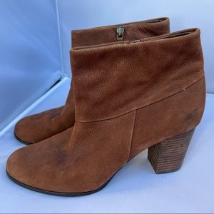 Cole Haan Cassity Nike air color whiskey nubuck leather ankle boots. Size 10 1/2